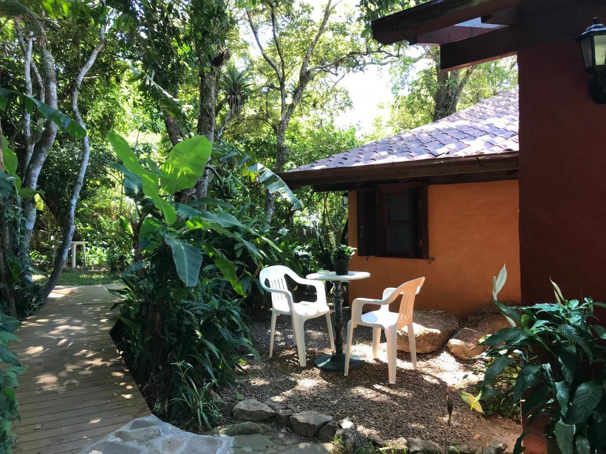 Regina Guest House Praia do Rosa Ngoại thất bức ảnh